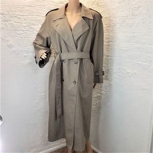 London Fog Trench Coat Lt Brown Size 10 Reg